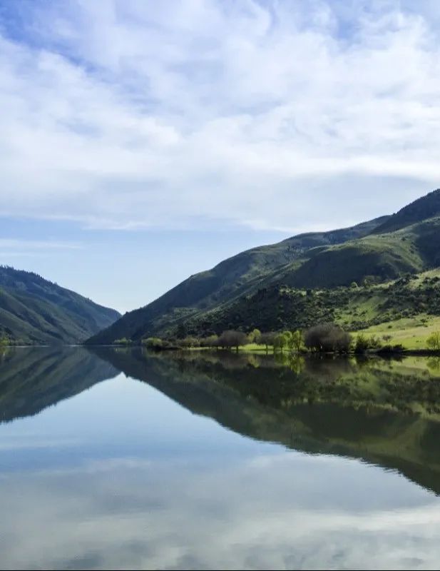 強輝質(zhì)感大師900×1800mm規(guī)格新品上線,美在細(xì)節(jié)中體現(xiàn)(圖2) 圖片